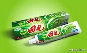 “牙膏王国”的崩塌，再也不能“拍照大声喊田七”了