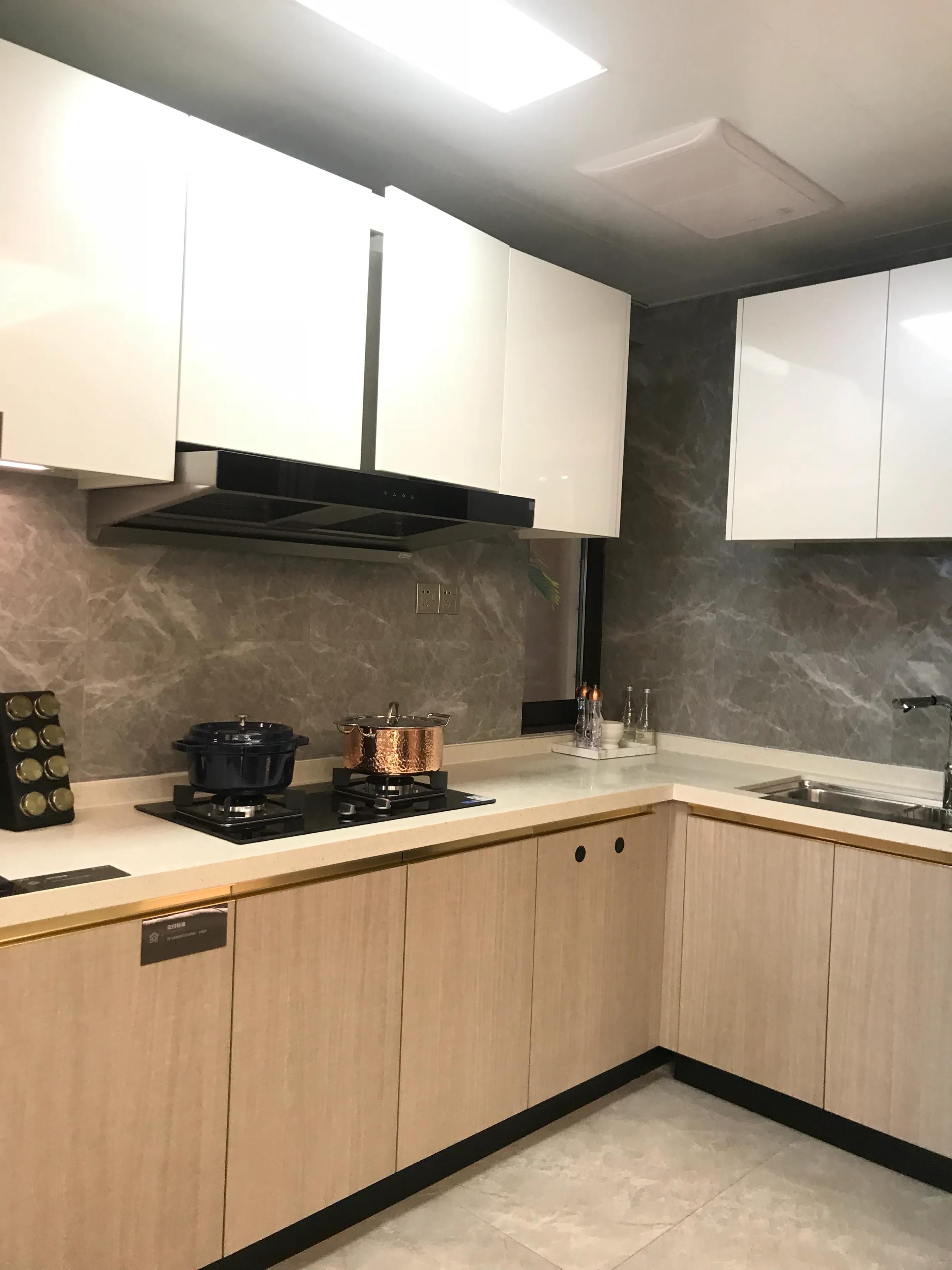 万科翡翠东第太原工地现场照片,临淄万科翡翠东第房子值得购买吗