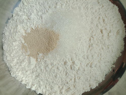 小苏打食用碱酵母哪个发面好,食用碱和小苏打的成分都是什么