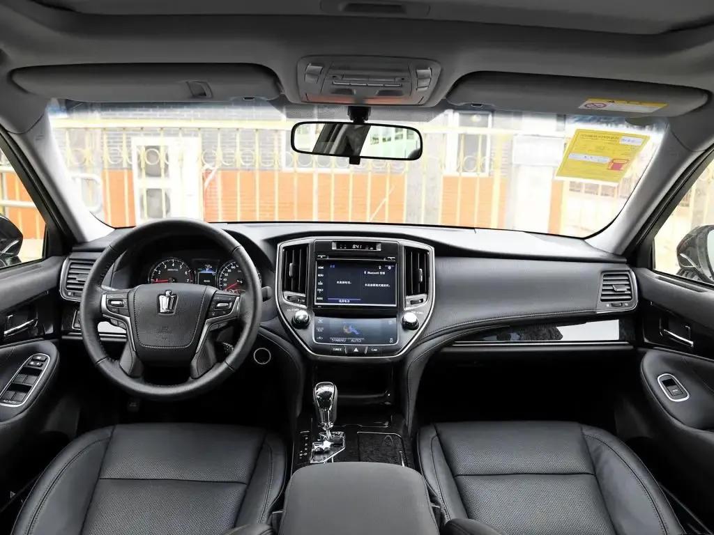 丰田皇冠为什么少见,皇冠陆放动力不足