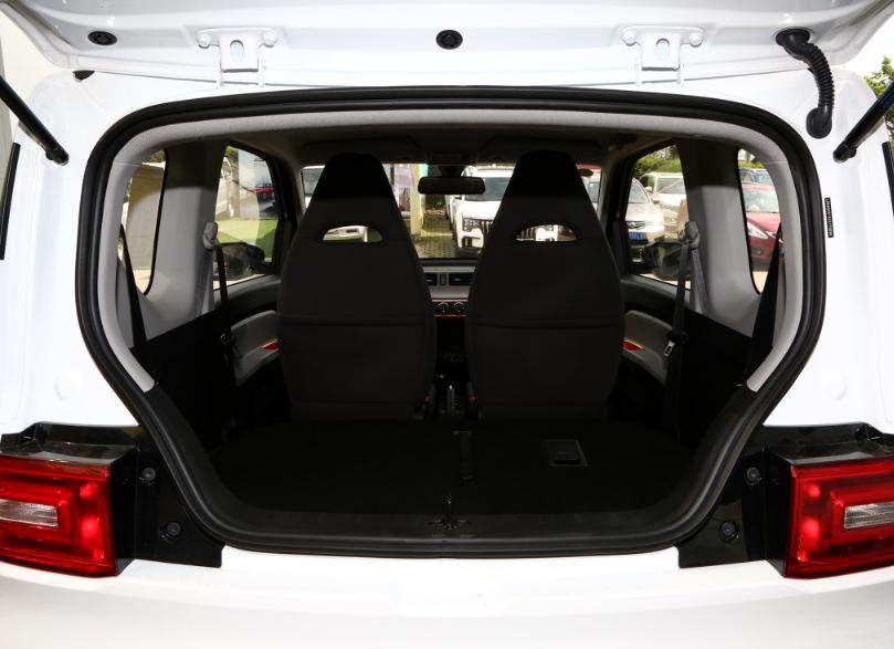 自动挡省油小汽车推荐哪款车型,皮实耐造的自动挡小轿车推荐几款