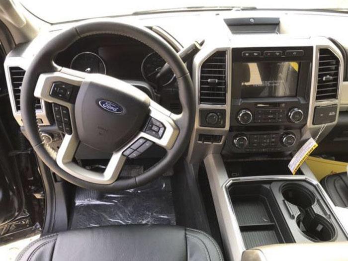 比猛禽还猛，19款福特F450霸气亮相