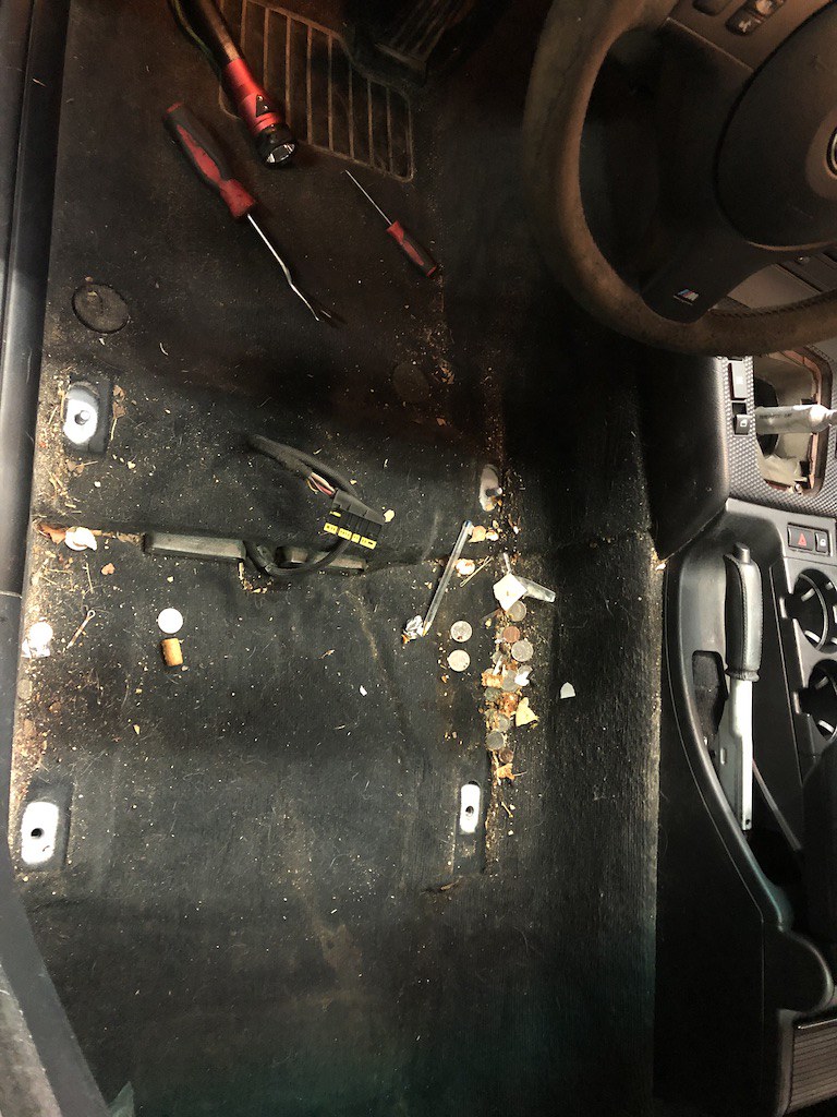 05年宝马3系整理：用宝来换来的抛锚车在专业修理工手中变废为宝