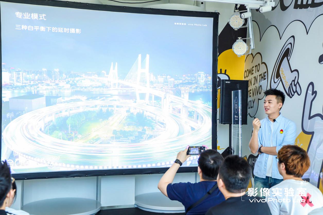 好的器材=无限可能！摄影师王义博联手vivo开课，拯救直男式拍照