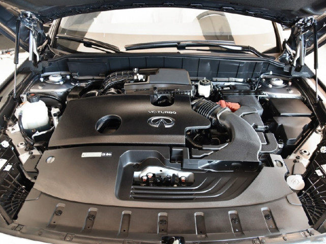 英菲尼迪qx50与奥迪q5四驱对比,19款英菲尼迪qx50图片对比奥迪q5