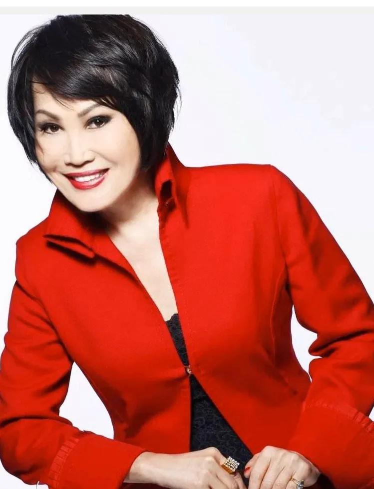 绿头发和黑头发,白头发变成黑头发是什么原因