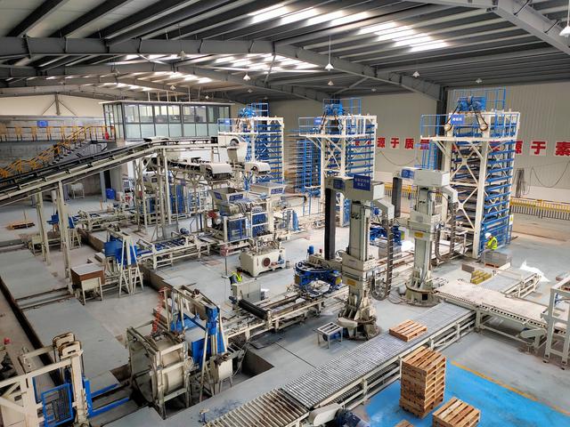 全自动免烧环保水泥制砖机设备,全自动免烧制砖机专业生产厂家