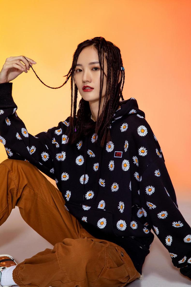 vans基础款卫衣,vans2019连帽卫衣