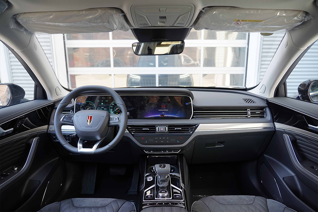 hs5红旗2022新款非铺装路试驾视频,实力与颜值并存深度体验红旗h5