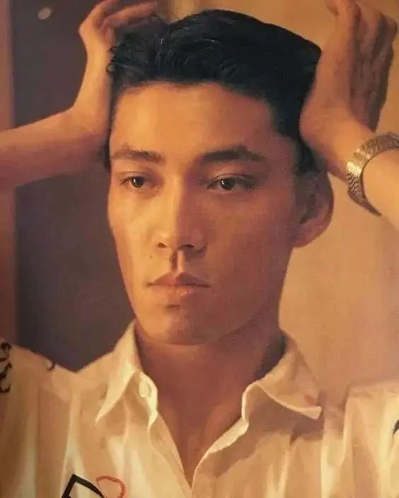 近视眼镜推荐学生男生,推荐几款比较好的近视眼镜