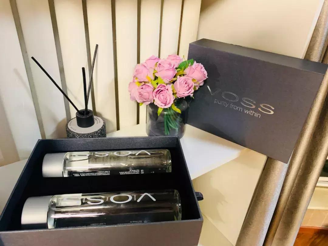 高端矿泉水对比纯净水哪家好,真正的高端矿泉水