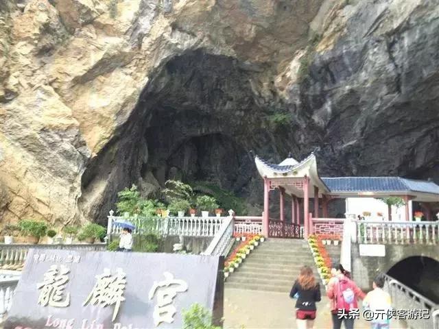 到恩施旅游必去的景点有哪些,湖北恩施旅游景点免费政策