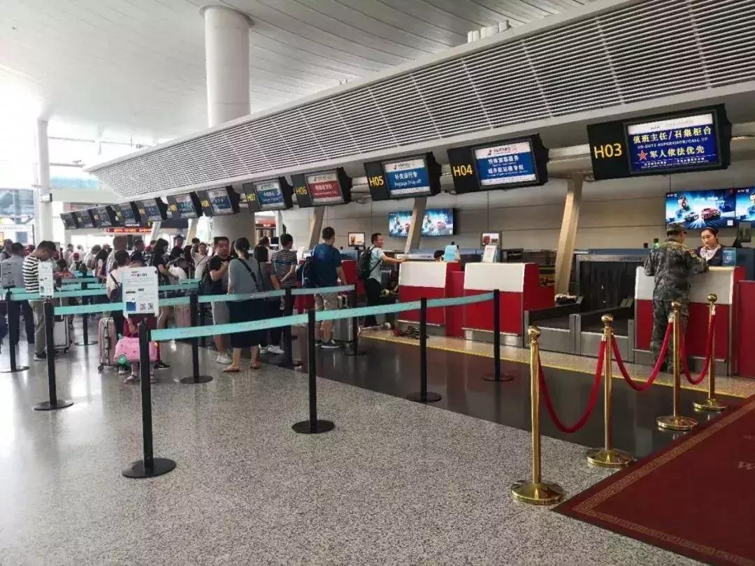 军人优待证家属随行,军人出行依法优先措施