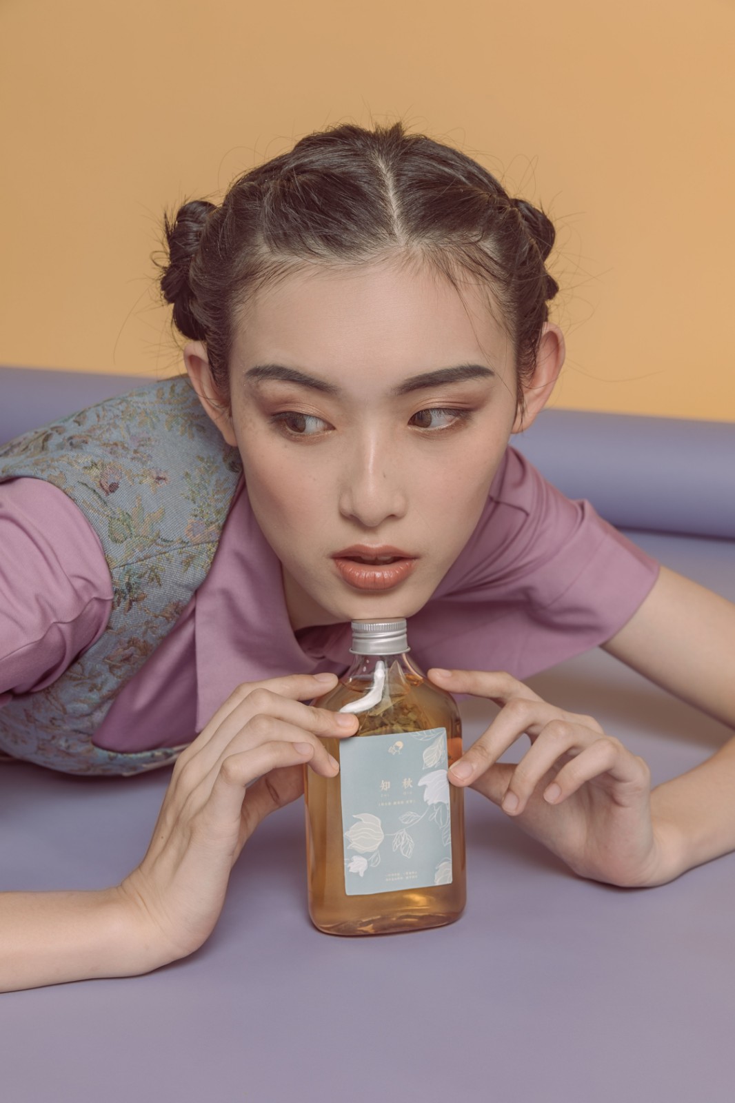 喜茶时装图片,喜茶2019二月新品