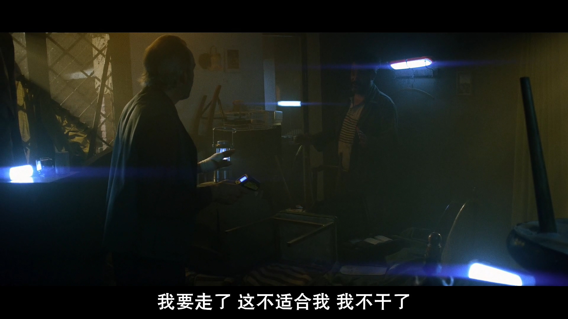 邻居天天半夜装修,邻居大半夜装修吓到了孩子