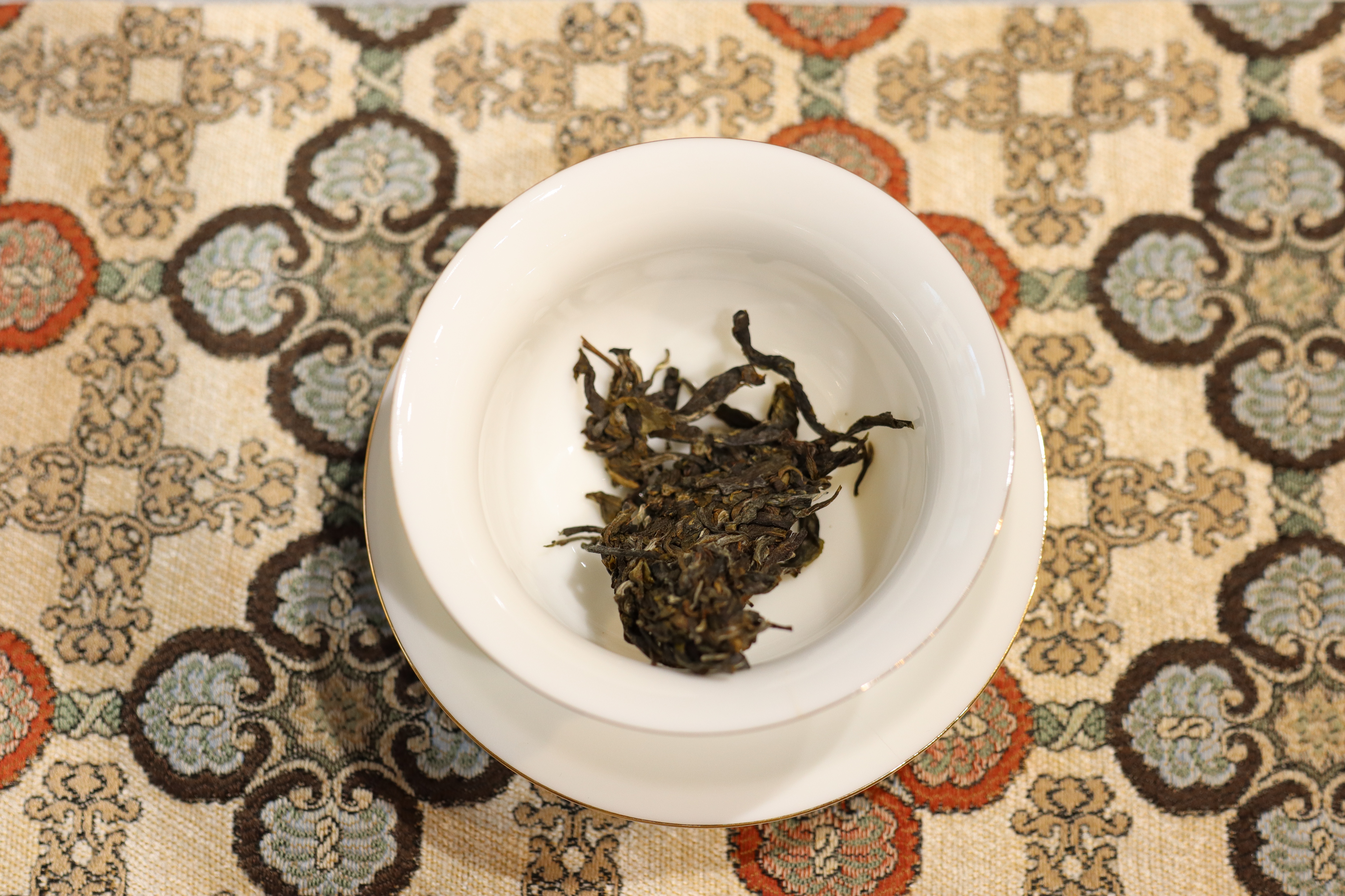 为什么有些普洱茶喝起来比较滑,普洱茶喝出问题