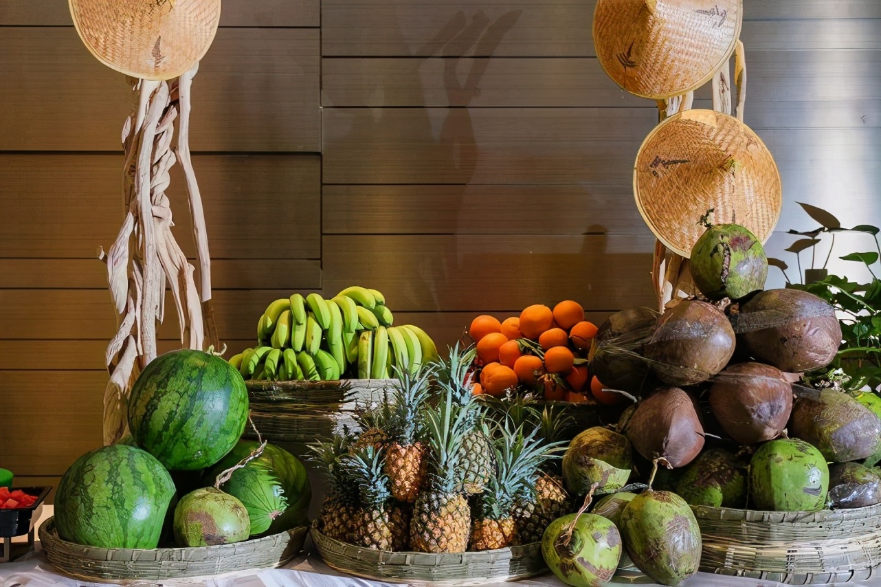 荆州绿地铂骊酒店宴会厅,荆州绿地铂骊酒店有多少房间