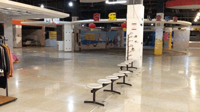 生意惨淡!店铺关门!徐州卜蜂莲花,怎么变成现在这样了?