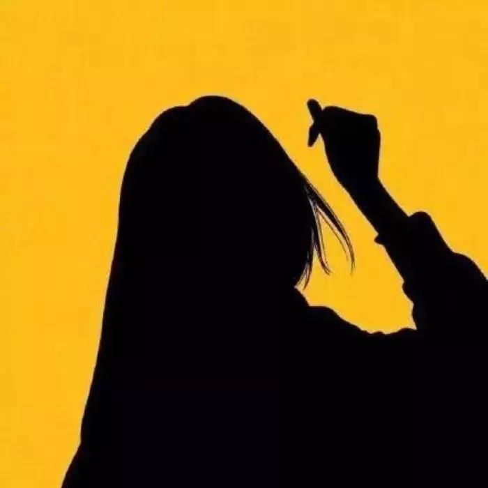 女生背影头像动漫唯美多人闺蜜,超好看闺蜜头像女多人