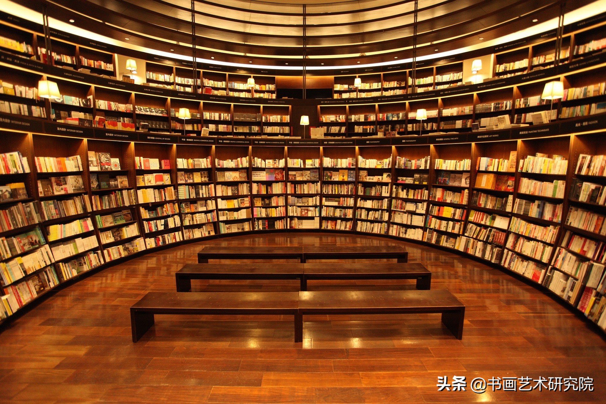 玩物有志|后疫情时代,如何颠覆传统古玩城商业模式?