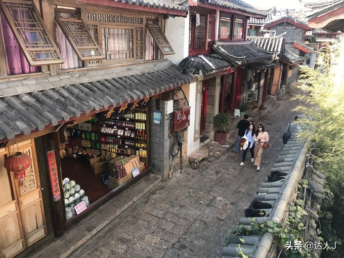 丽江的高颜值客栈逆天了，住一圈连回家的路费都省了！文末有福利