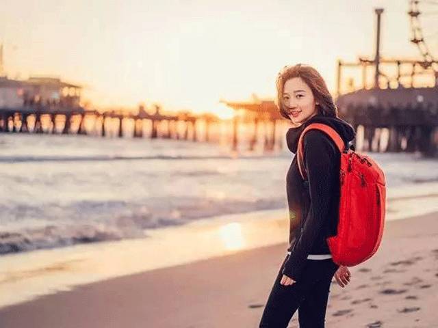 国庆节三天旅游收入,国庆节旅游业赚不赚钱