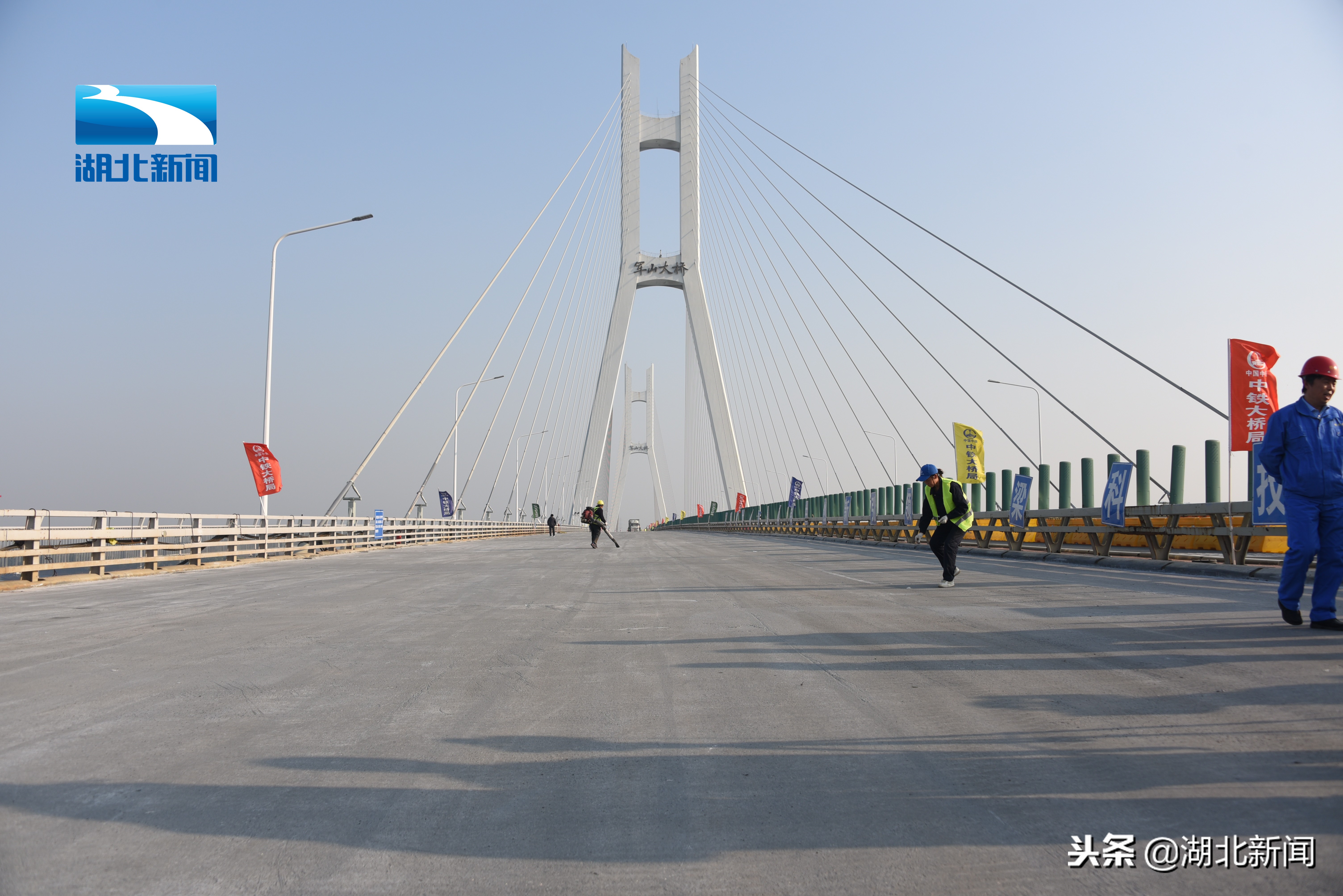 中国攻克大桥最大难点,攻克世界难题的湖南怪桥