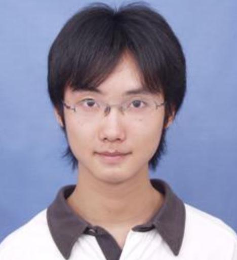 2005年那个“背母上学”的刘霆，十年后变性，还在选美比赛上拿奖