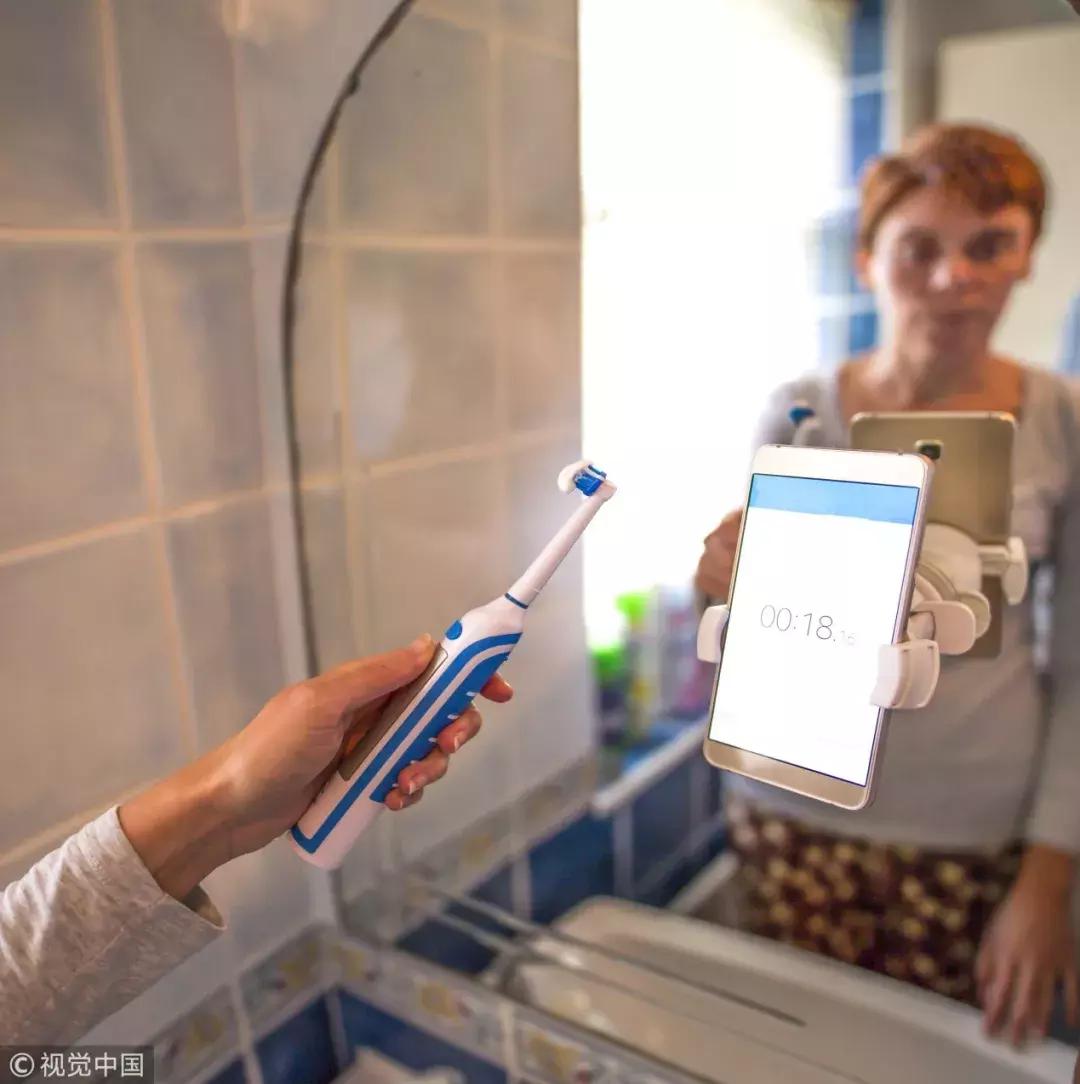 传统牙刷好还是电动牙刷好,电动牙刷vs普通牙刷到底有啥区别