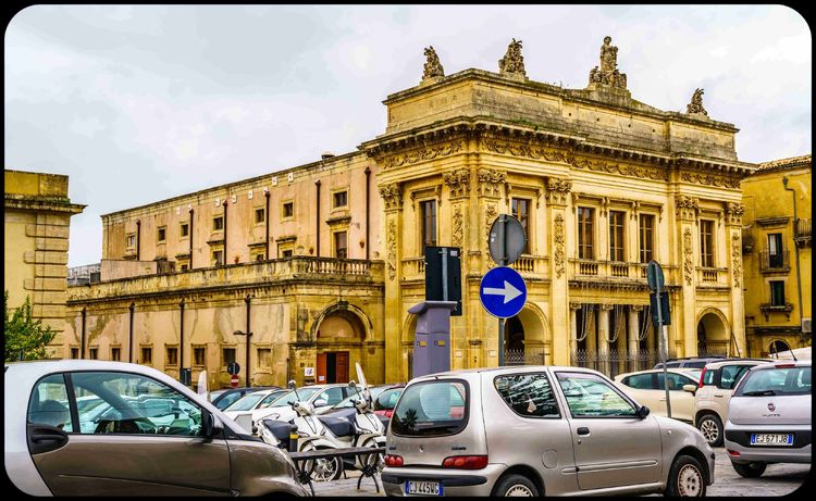 情迷西西里：漫步“蜜糖小城”诺托，感受巴洛克建筑艺术的灵动、浪漫与激情