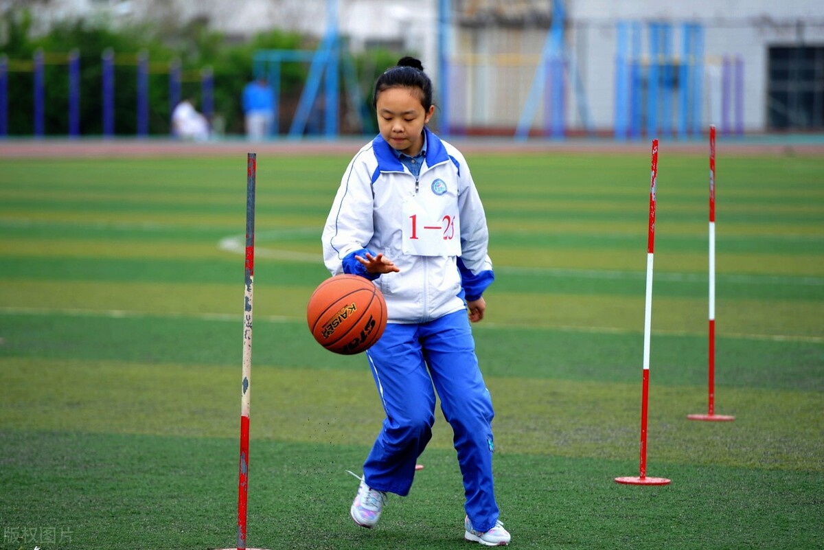 中考体育达到语数外同分,语数外和体育同分制