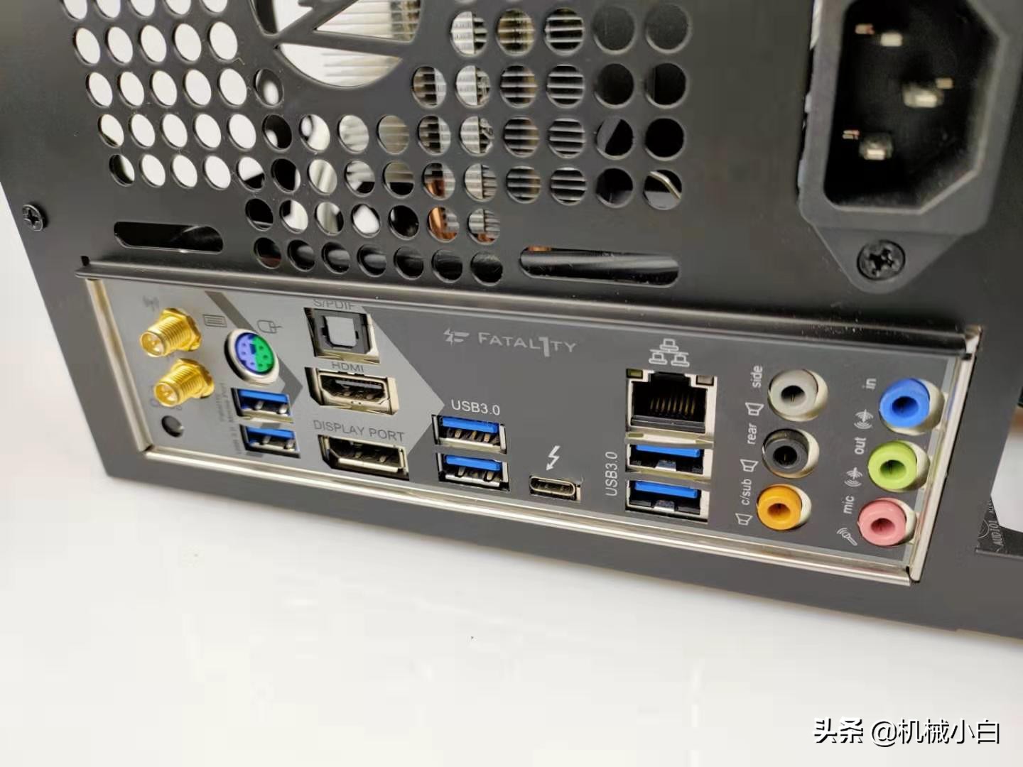 itx小机箱推荐不带显卡,itx机箱可以装独立显卡