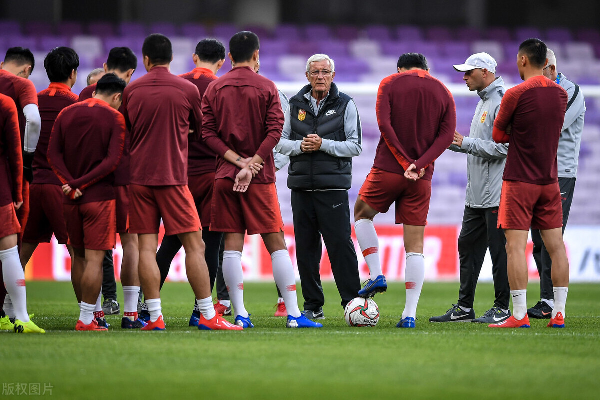 许家印端金饭碗,恒大许家印黄金