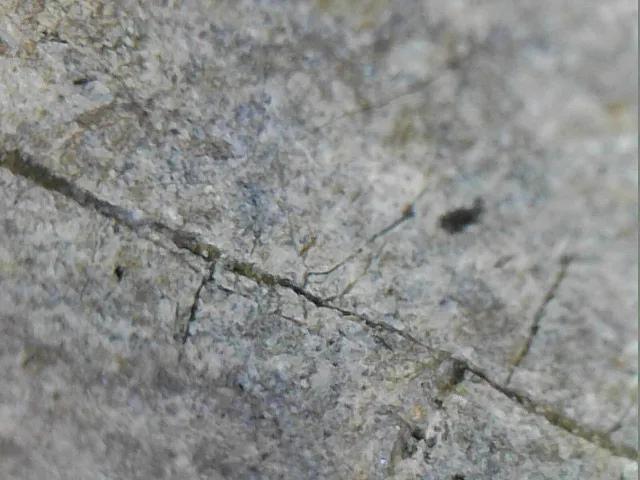 斜长石角砾岩无球粒陨石,月球混合碎硝角砾陨石