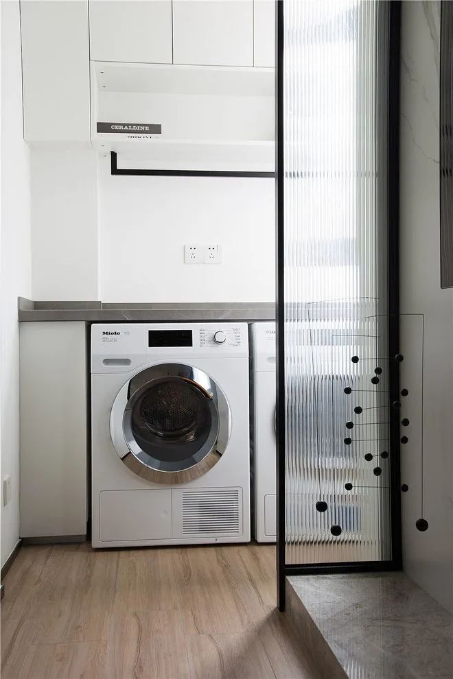 一到冬天沙发就长满隔夜衣？明明花几块钱就能解决