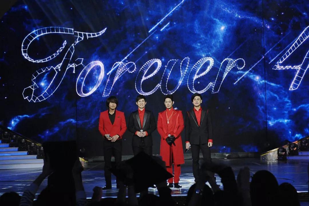 娱乐圈40年代事件,中国娱乐圈40年的记忆