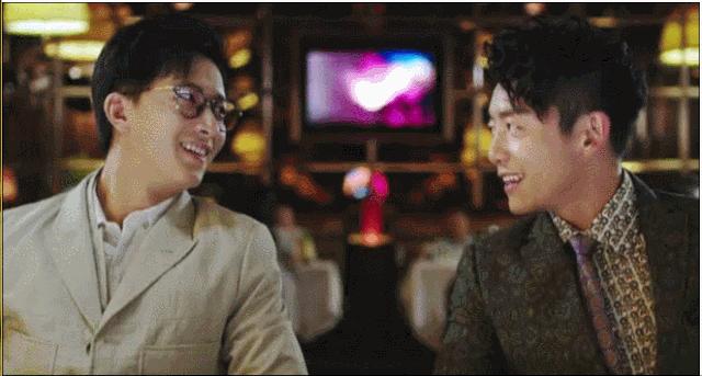 人到中年有钱和没钱真的不一样,有钱的人和没钱的人区别