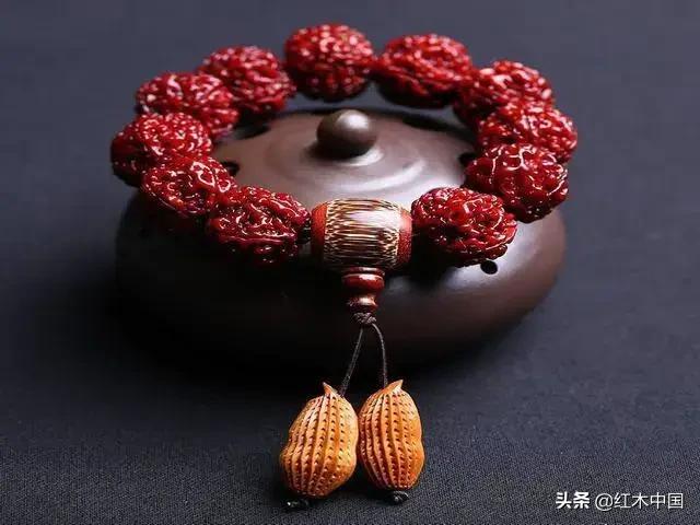 金刚菩提怎么分辨机刷或者手盘,机刷菩提和手盘区别