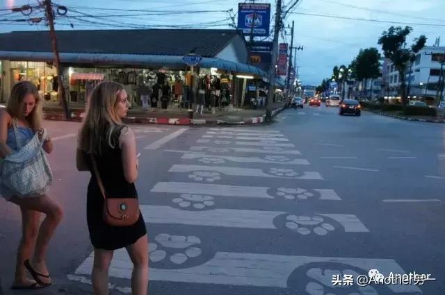 泰国普吉岛甲米具体的位置,泰国导游