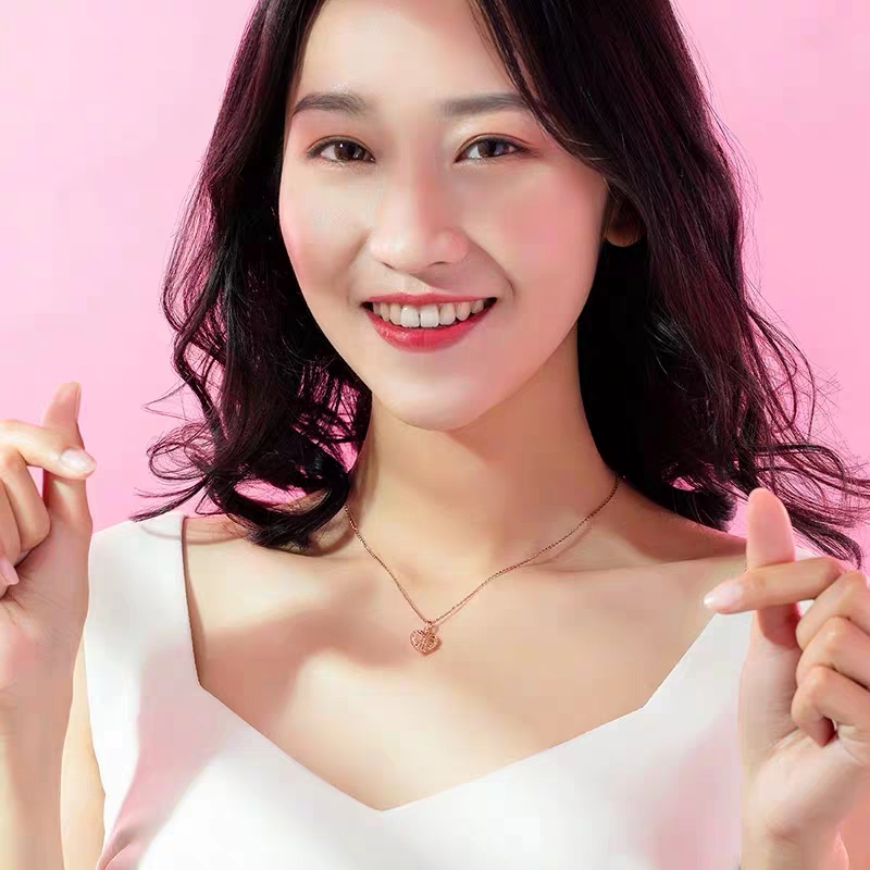 蒂芙尼卡地亚尚美巴黎哪个好,蒂芙尼和尚美巴黎是一个档次的吗