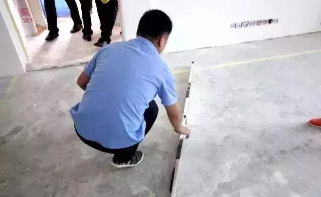 基础地板铺装技巧,木地板怎么铺好看又实用