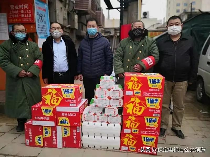 河北保定:志愿者积极补充防控力量政协委员送来暖心关怀