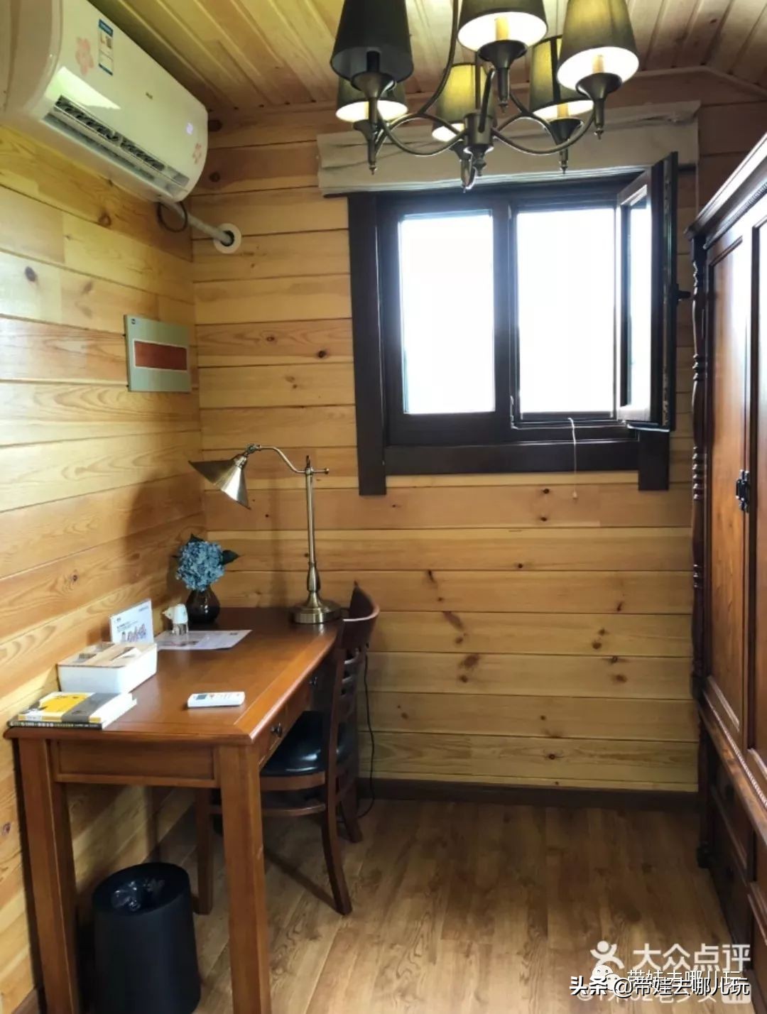 住别墅、滚草坪、躺在床上看电影，密云轻奢营地的花样玩法