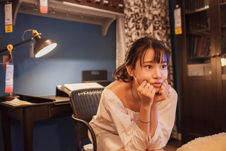 女人如何撒娇打动男人的心,女人如何撒娇打动男人心