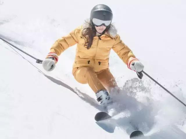 滑雪算比较贵的运动吗,滑雪运动有何难