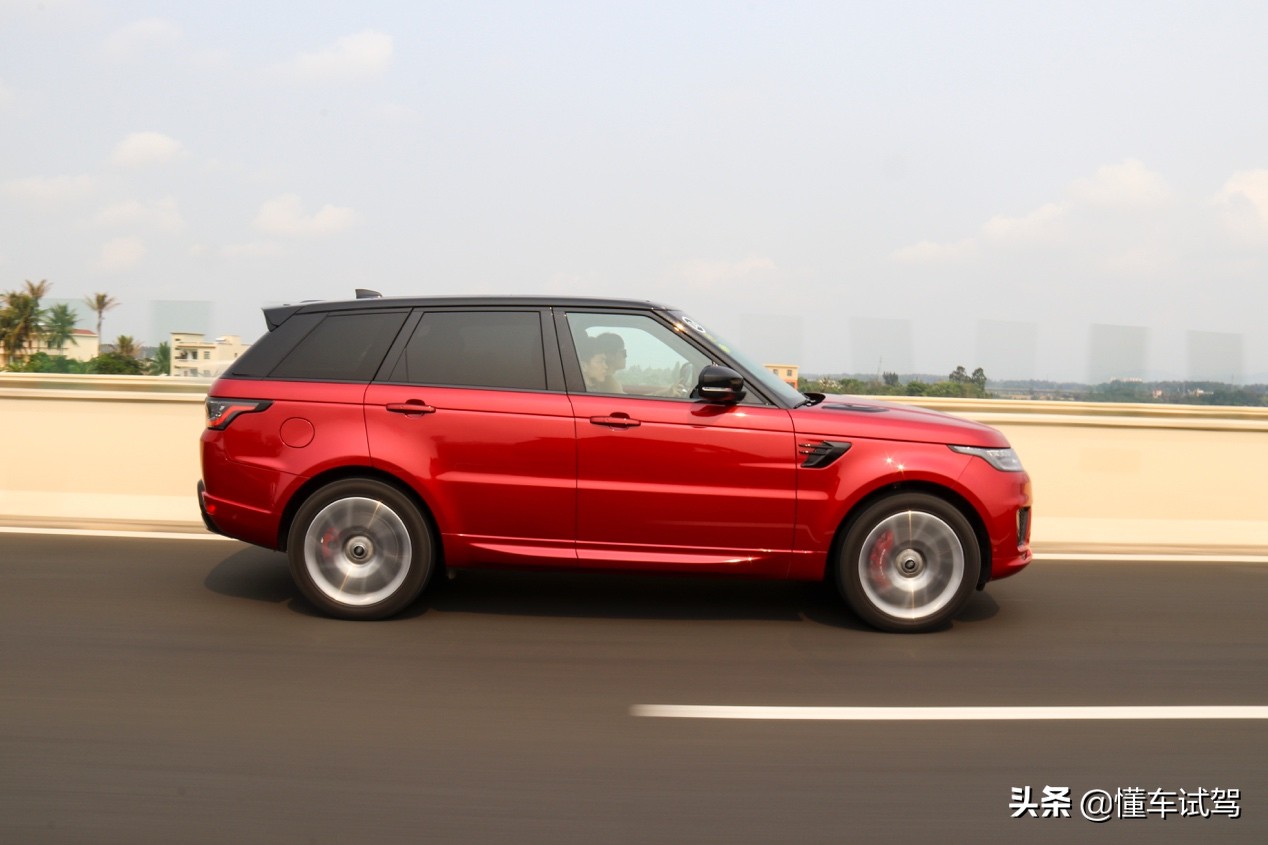 路虎揽胜sva曜夜运动版加长版试驾,14-17款路虎揽胜运动测评