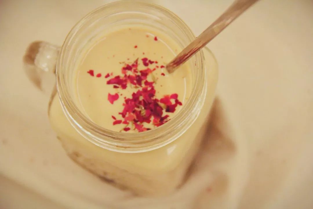 烧仙草焦糖奶茶做法,以前香飘飘焦糖烧仙草布丁奶茶