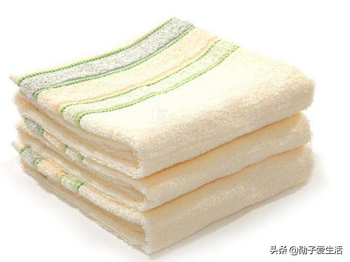 用久的毛巾怎么洗才能变软变干净,用久了的毛巾怎么才能使它变软