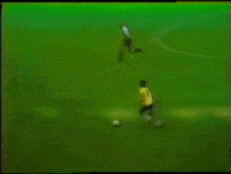 球王贝利为什么有那么大影响力,球王贝利和梅西哪个影响力大