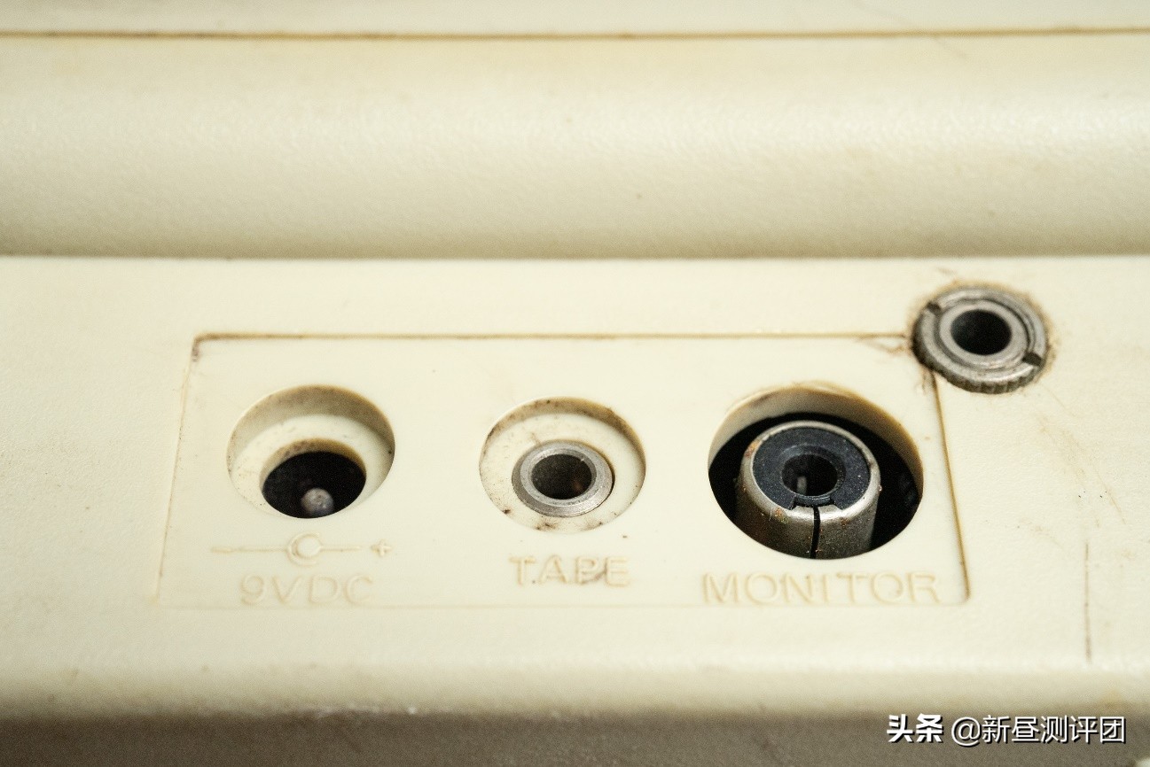 36年前香港设计制作的电脑是什么水平？Laser310与VTech